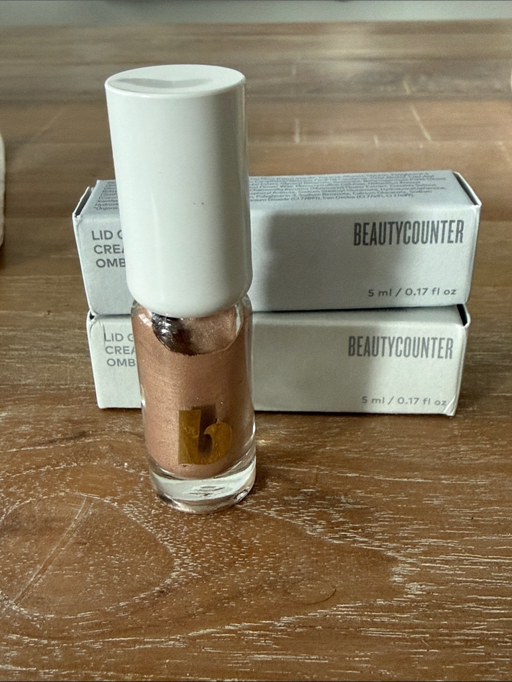 New beautycounter Metallic aura Lid Glow cream shadow lot of 2